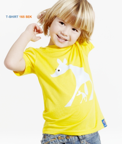 Eggkids yellow dog T-shirt for children summer 2010