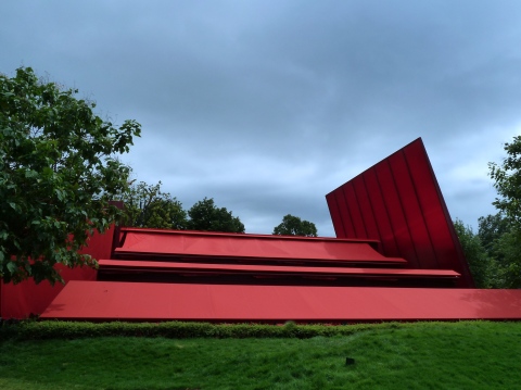 Summer Pavillion at The Serpentine Gallery 2010 by Jean Nouvel