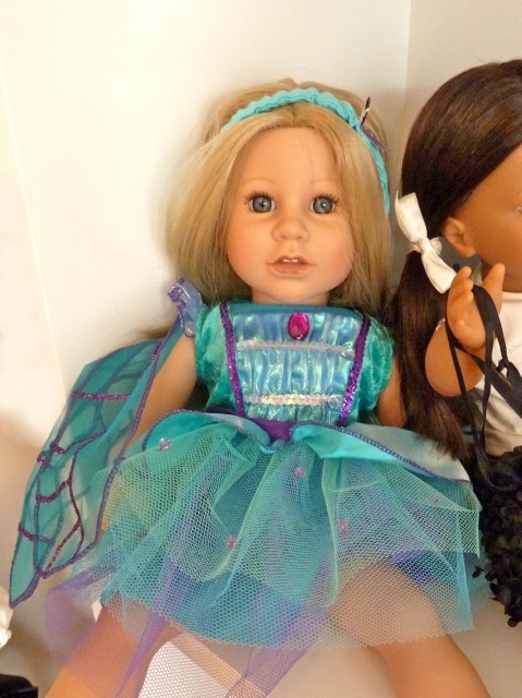 My London Girl doll in matching outfit from late 2011 in Westfield