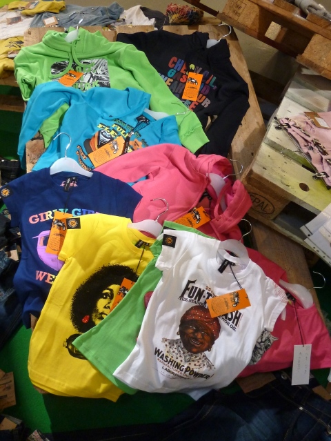 Retro graphics and vibrant colours from Oil and Gas at Ciff KIds trade fair for summer 2012