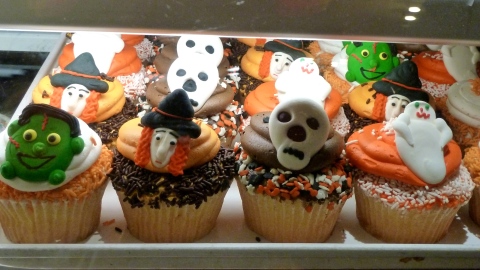 Halloween cupcakes in New York, could be fatal if you eat too many!